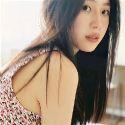 四季之春 海报